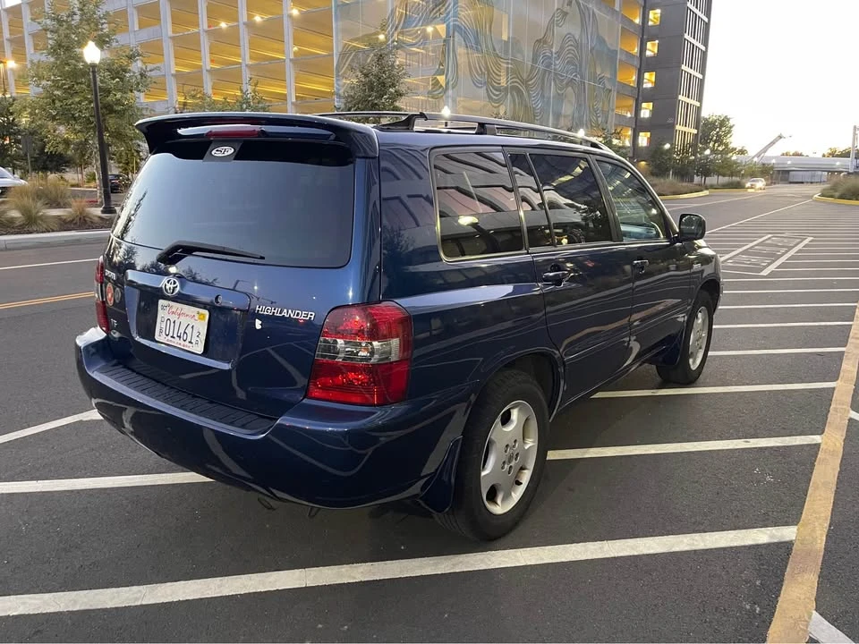 2004 Toyota Highlander - Image 5 of 17