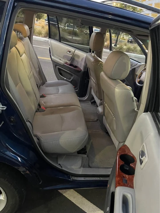 2004 Toyota Highlander - Image 14 of 17