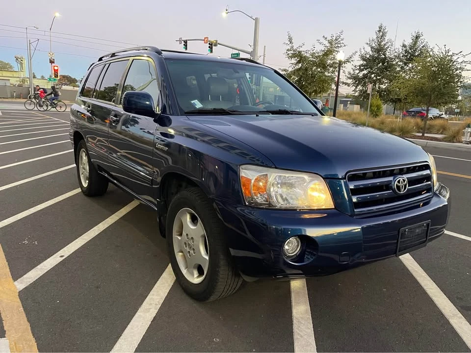 2004 Toyota Highlander - Image 3 of 17
