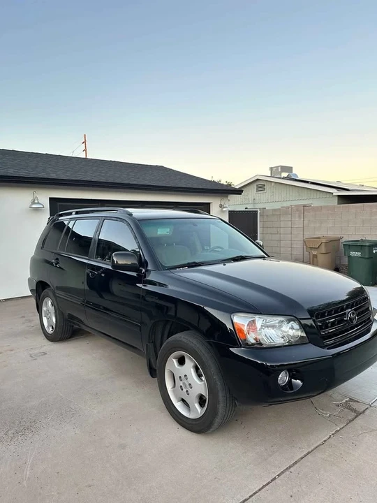 2004 Toyota Highlander - Image 2 of 8