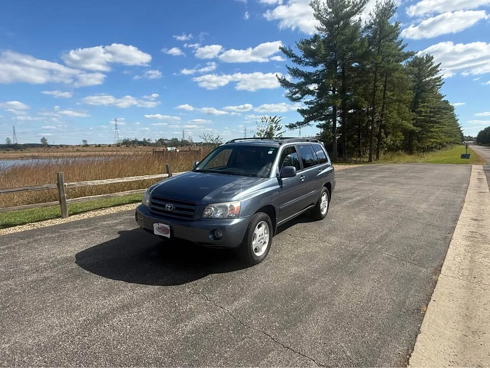 2004 Toyota Highlander - Image 2 of 18