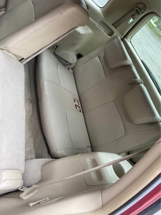 2004 Toyota Highlander - Image 6 of 9