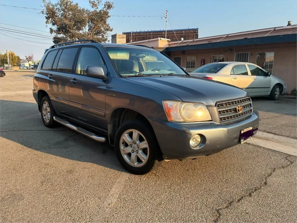 2004 Toyota Highlander - Image 3 of 5