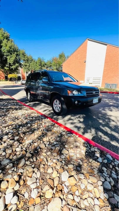 2004 Toyota Highlander - Image 3 of 19