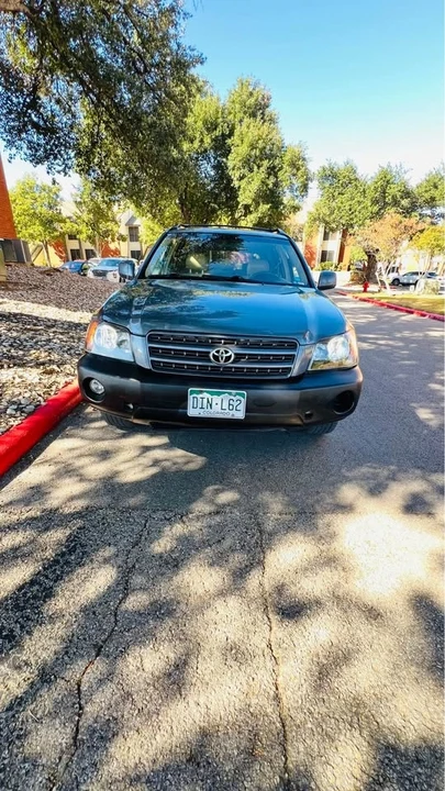 2004 Toyota Highlander - Image 2 of 19