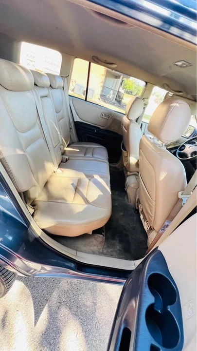 2004 Toyota Highlander - Image 18 of 19