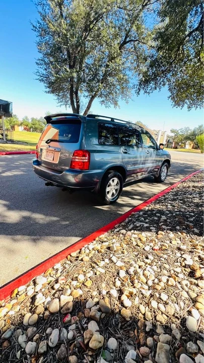 2004 Toyota Highlander - Image 7 of 19