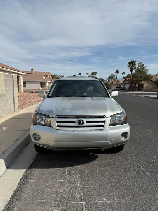 2004 Toyota Highlander - Image 3 of 8