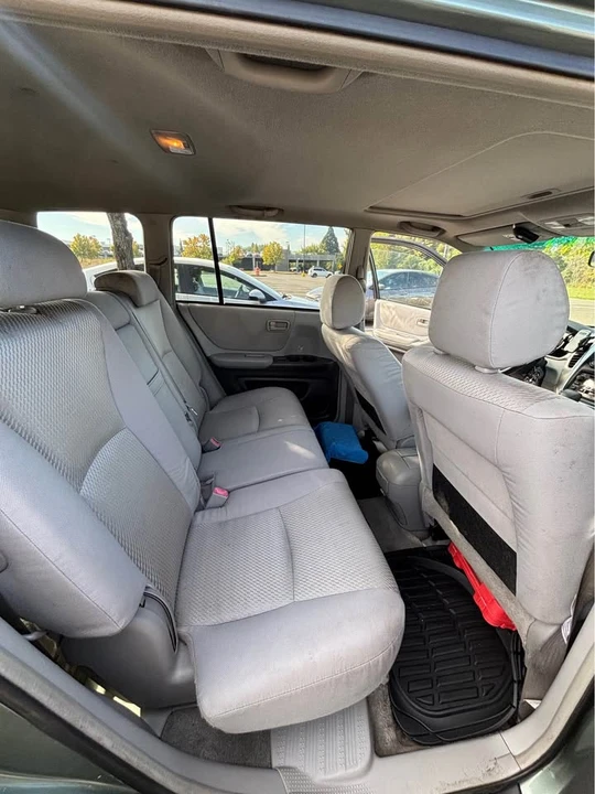 2004 Toyota Highlander - Image 14 of 14