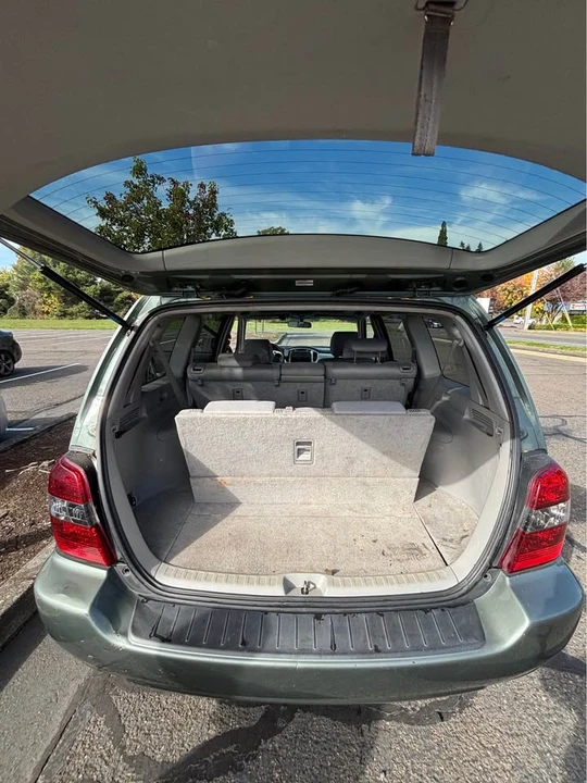2004 Toyota Highlander - Image 10 of 14