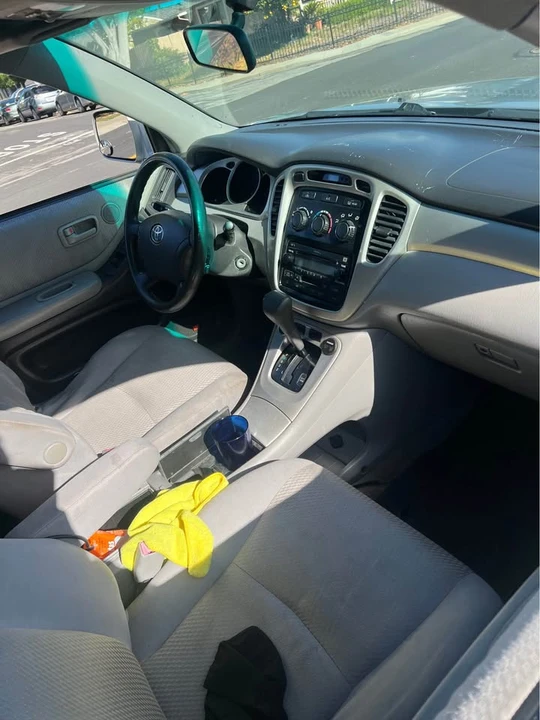 2004 Toyota Highlander - Image 2 of 5