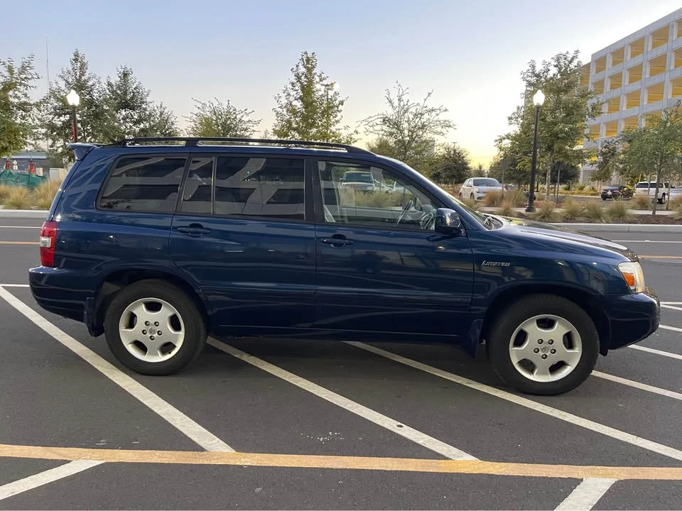 2004 Toyota Highlander - Image 4 of 16