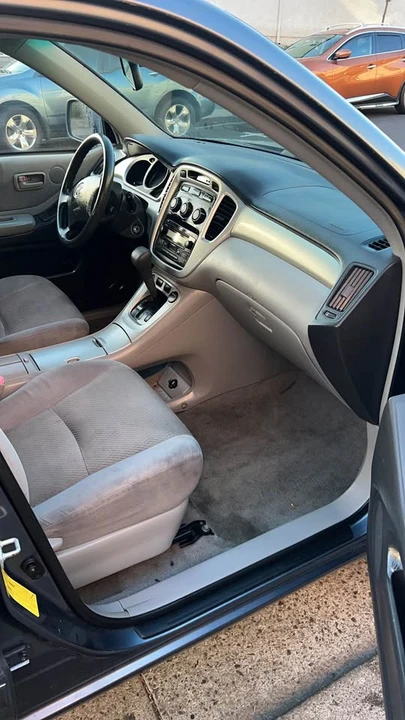 2004 Toyota Highlander - Image 3 of 5