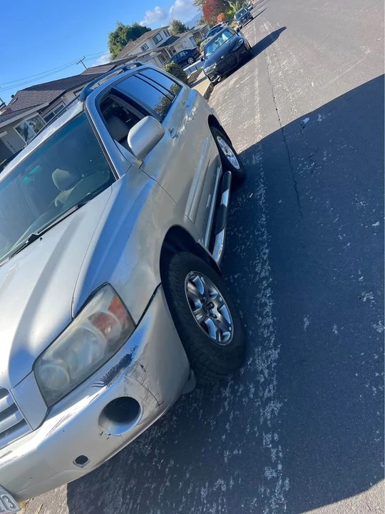 2004 Toyota Highlander - Image 5 of 5