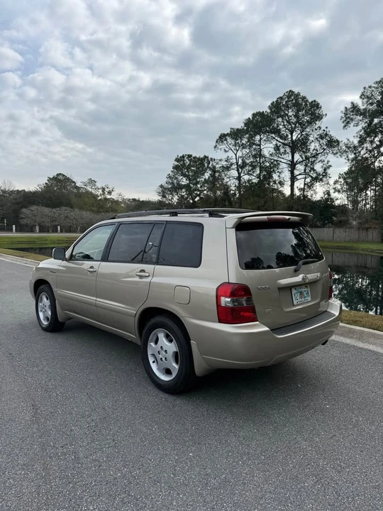 2004 Toyota Highlander - Image 4 of 9