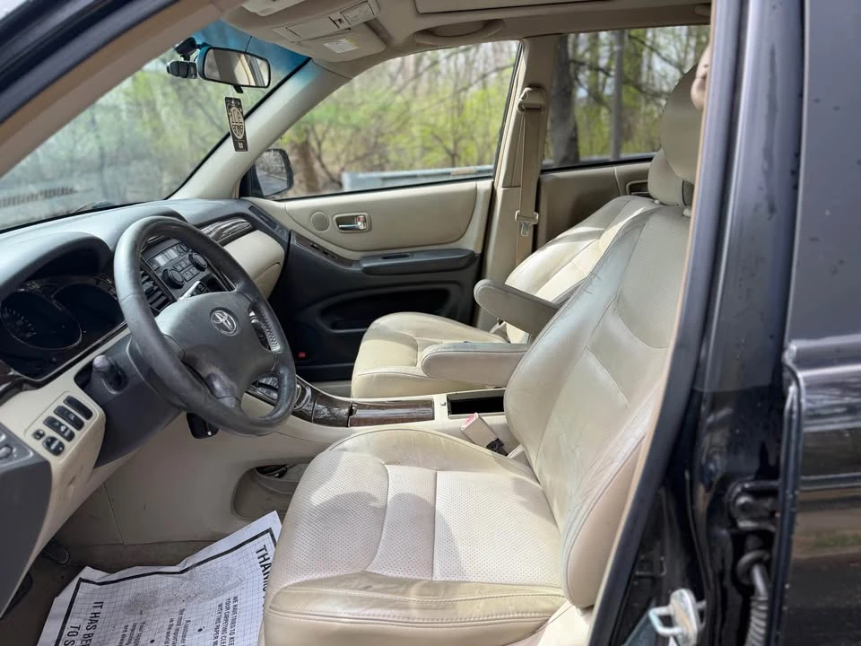 2004 Toyota Highlander - Image 6 of 7