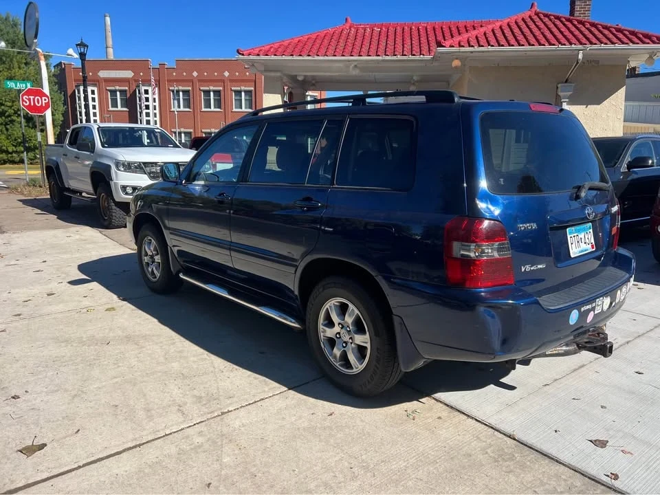 2004 Toyota Highlander - Image 7 of 7