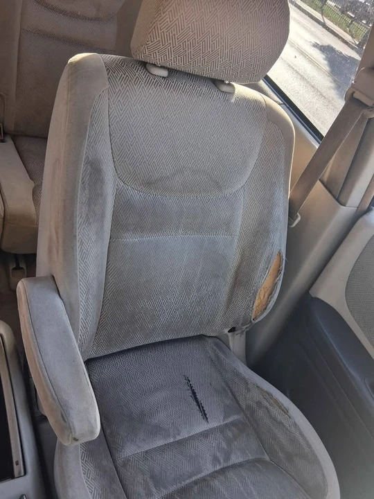 2004 Toyota Highlander - Image 9 of 13