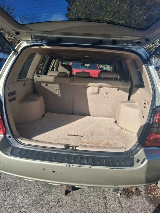 2004 Toyota Highlander - Image 11 of 13