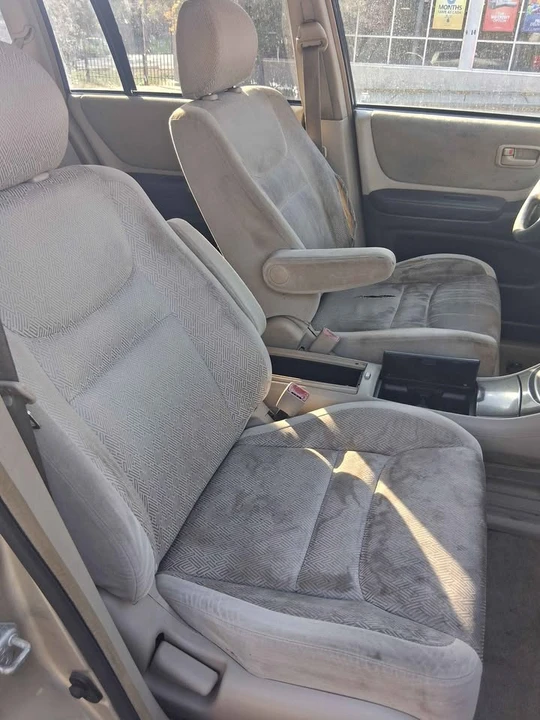2004 Toyota Highlander - Image 7 of 13