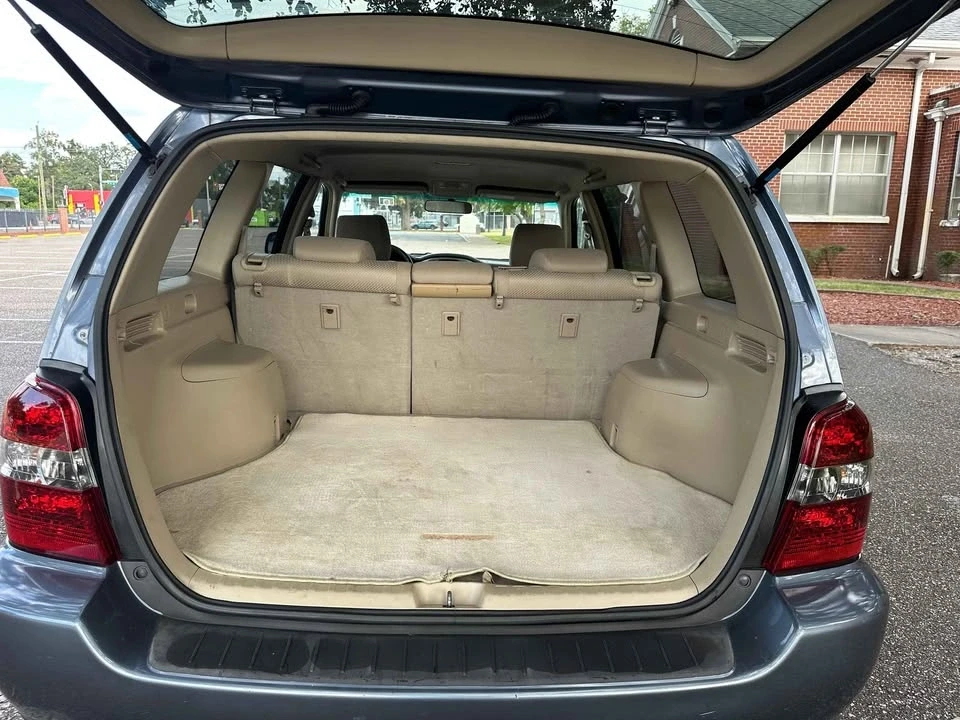 2004 Toyota Highlander - Image 13 of 17