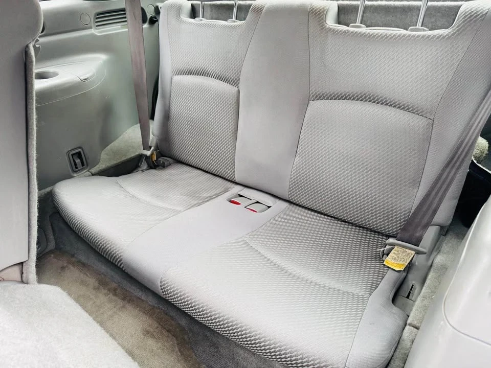2004 Toyota Highlander - Image 9 of 13