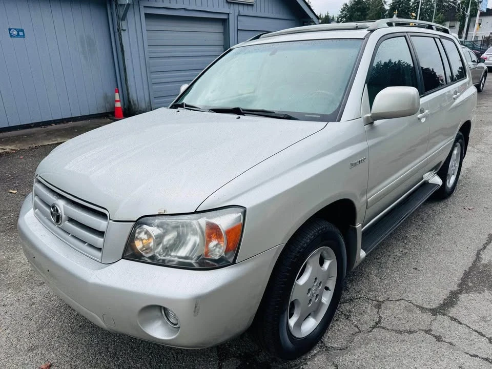 2004 Toyota Highlander - Image 2 of 13