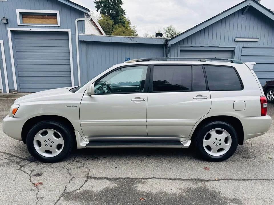 2004 Toyota Highlander - Image 5 of 13