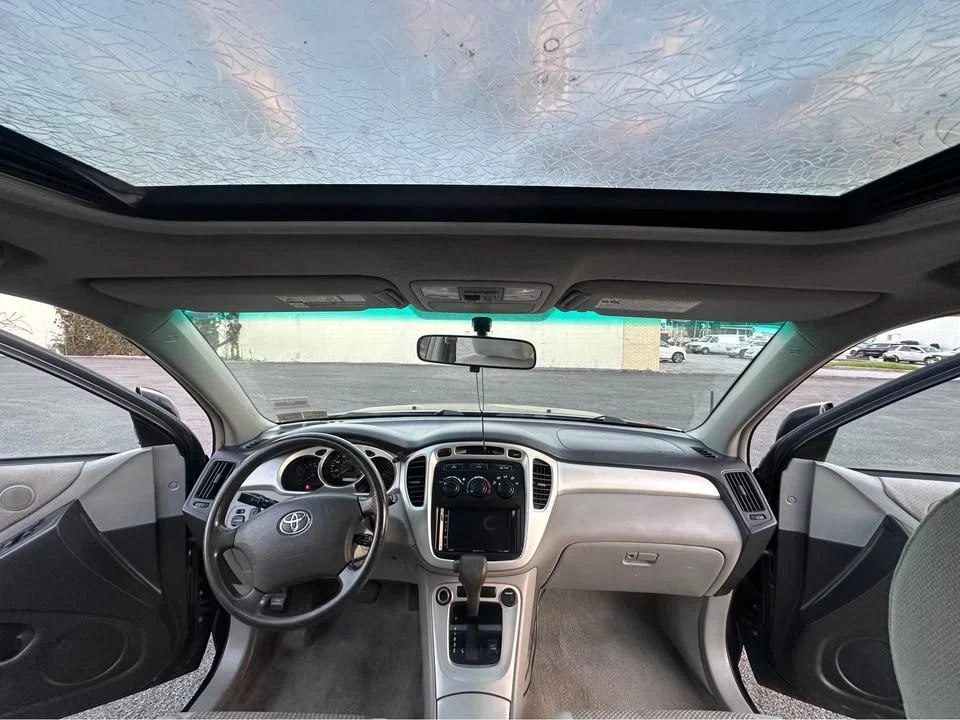 2004 Toyota Highlander - Image 11 of 11