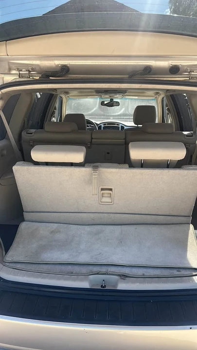 2004 Toyota Highlander - Image 11 of 16