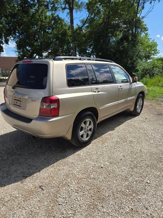 2004 Toyota Highlander - Image 3 of 8