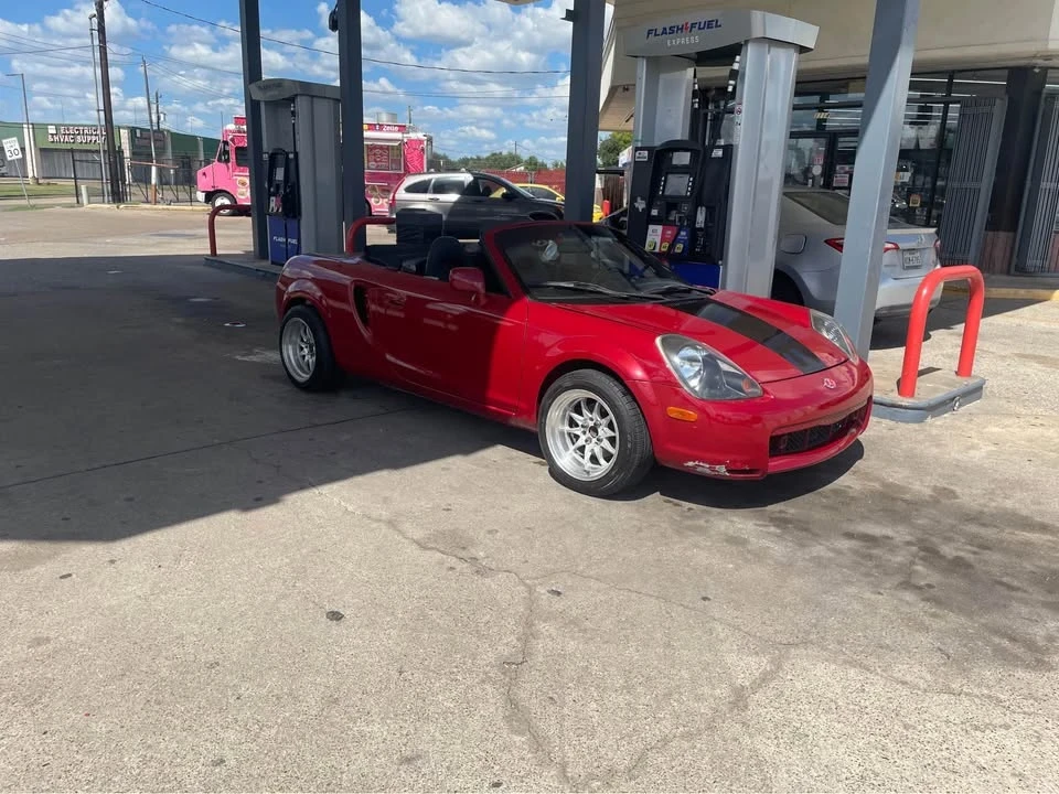 2004 Toyota MR2 Spyder/MR-S - Image 2 of 7