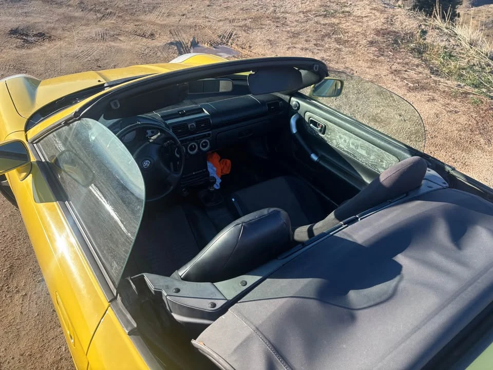 2004 Toyota MR2 Spyder/MR-S - Image 8 of 8