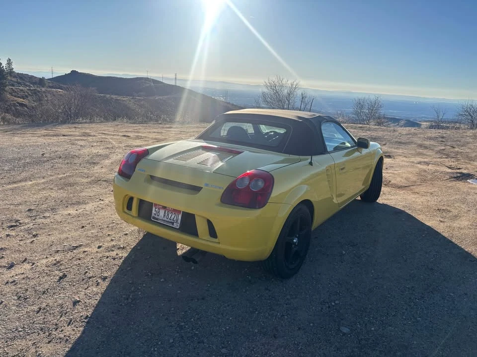 2004 Toyota MR2 Spyder/MR-S - Image 4 of 8
