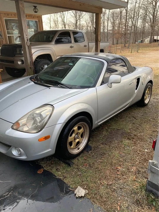2004 Toyota MR2 Spyder/MR-S - Image 3 of 11