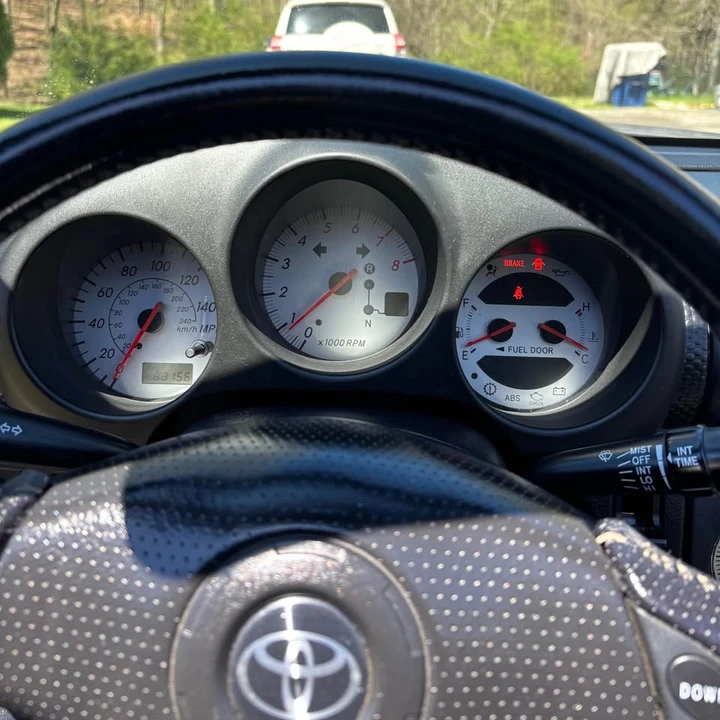 2004 Toyota MR2 Spyder/MR-S - Image 7 of 13