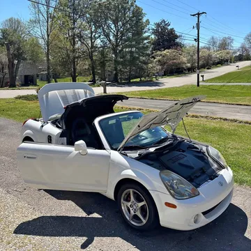 2004 Toyota MR2 Spyder Convertible