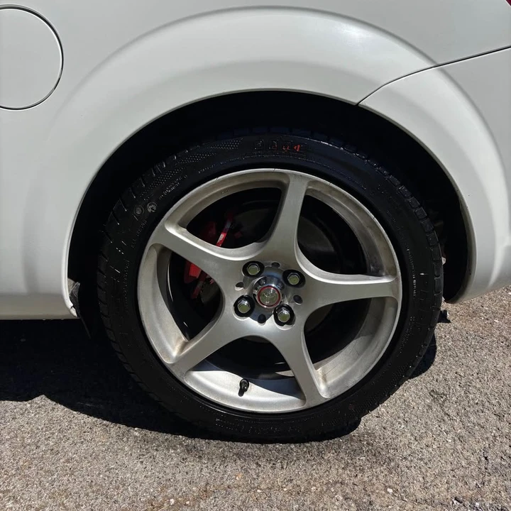 2004 Toyota MR2 Spyder/MR-S - Image 12 of 13