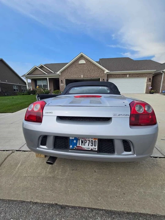 2004 Toyota MR2 Spyder/MR-S - Image 4 of 8