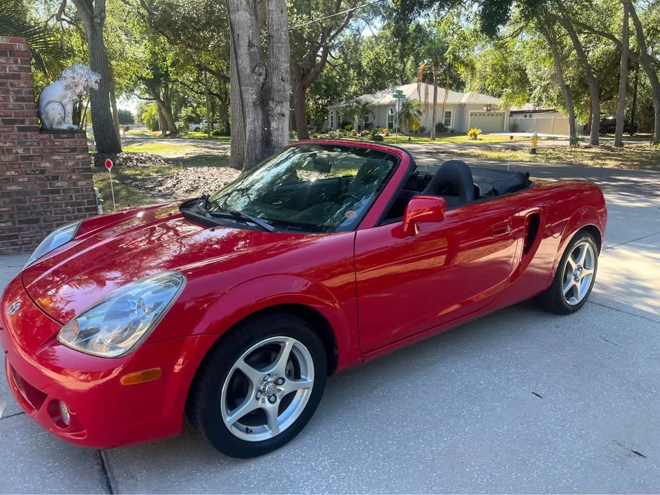 2004 Toyota MR2 Spyder/MR-S - Image 11 of 19