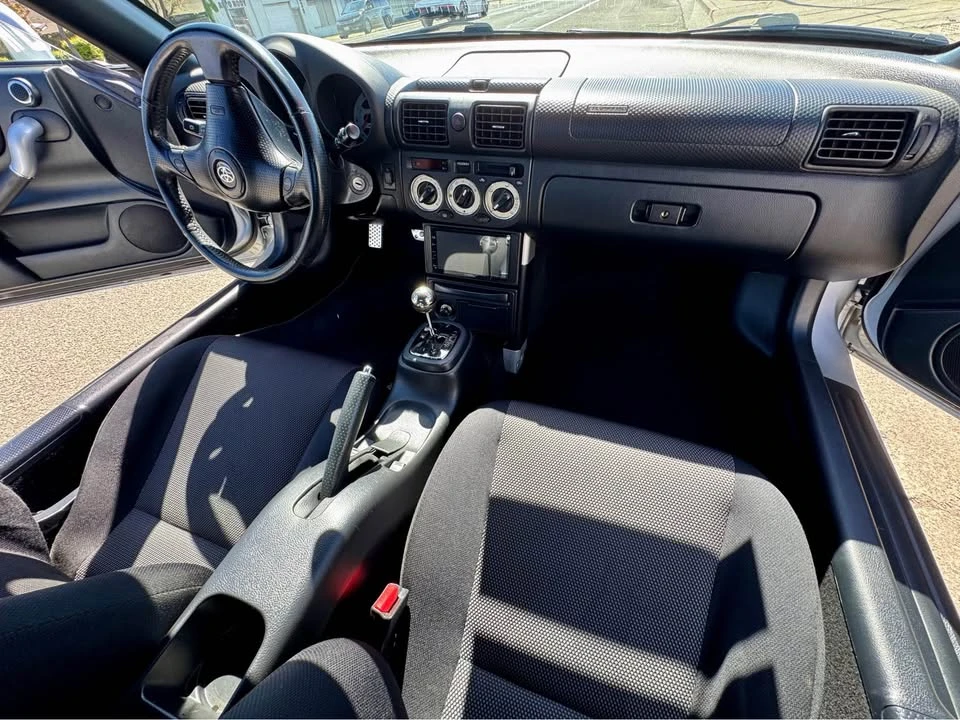 2004 Toyota MR2 Spyder/MR-S - Image 13 of 20