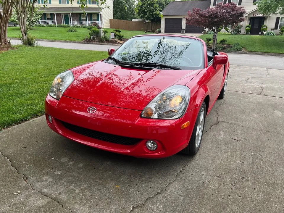 2004 Toyota MR2 Spyder/MR-S - Image 2 of 5