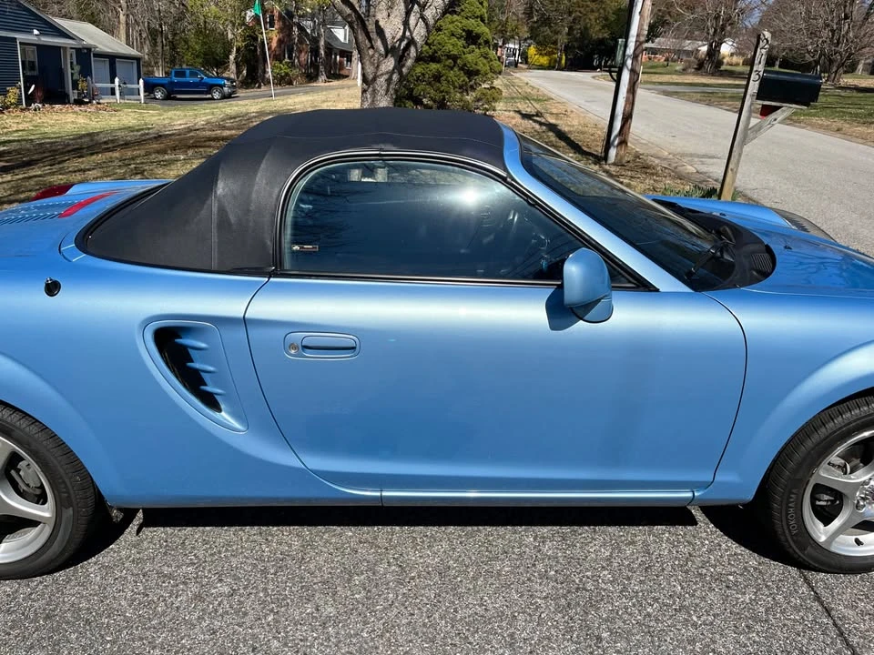 2004 Toyota MR2 Spyder/MR-S - Image 4 of 8