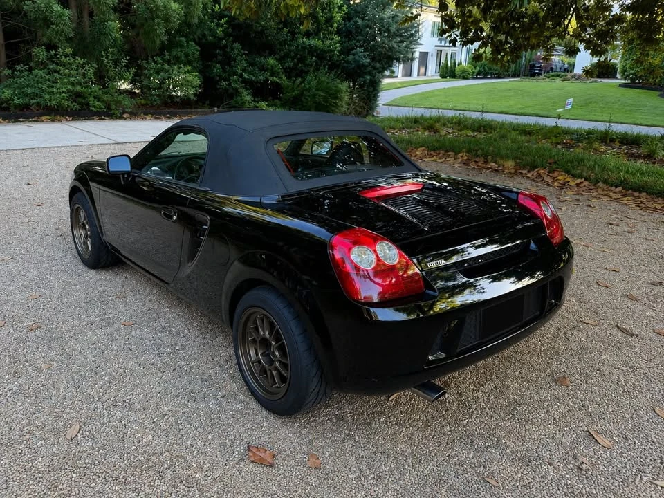 2004 Toyota MR2 Spyder/MR-S - Image 3 of 10