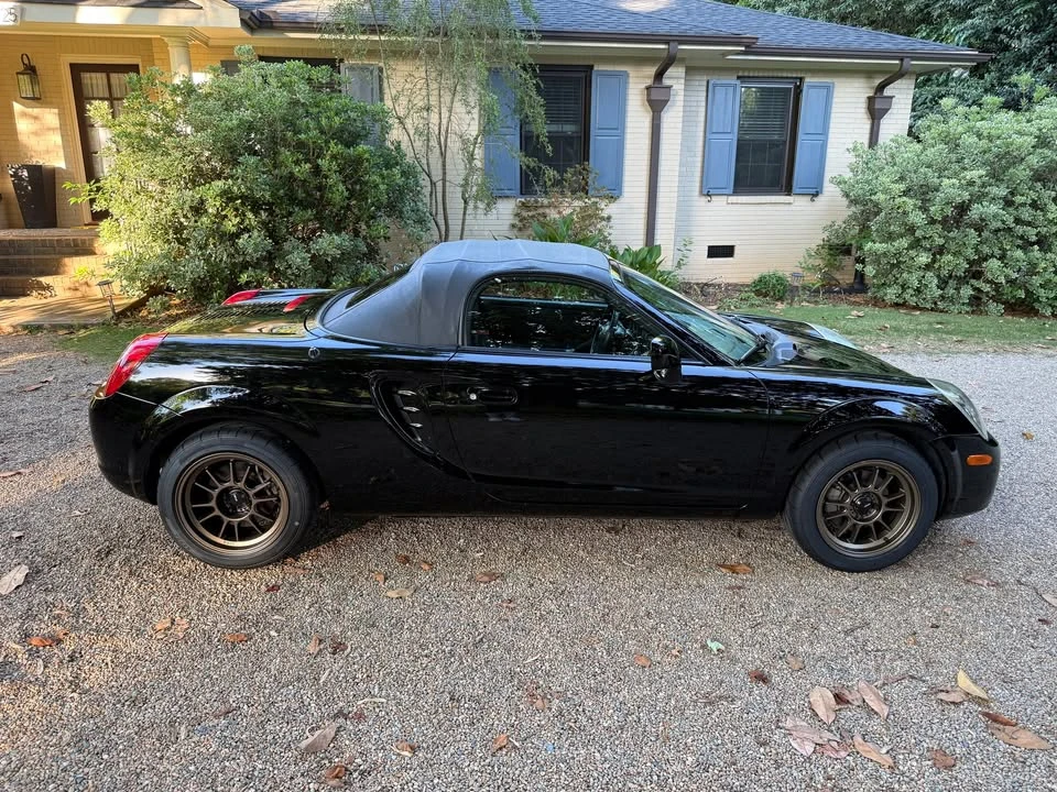 2004 Toyota MR2 Spyder/MR-S - Image 6 of 10