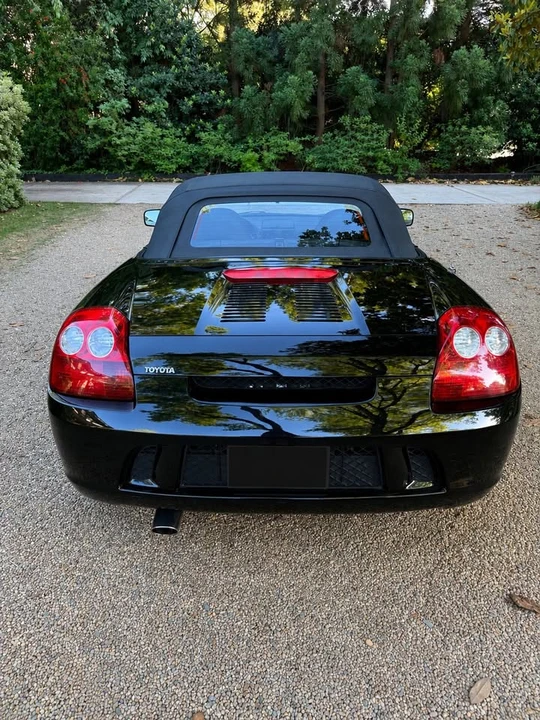 2004 Toyota MR2 Spyder/MR-S - Image 4 of 10