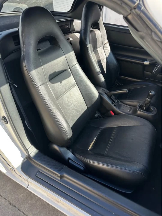 2004 Toyota MR2 Spyder/MR-S - Image 6 of 10
