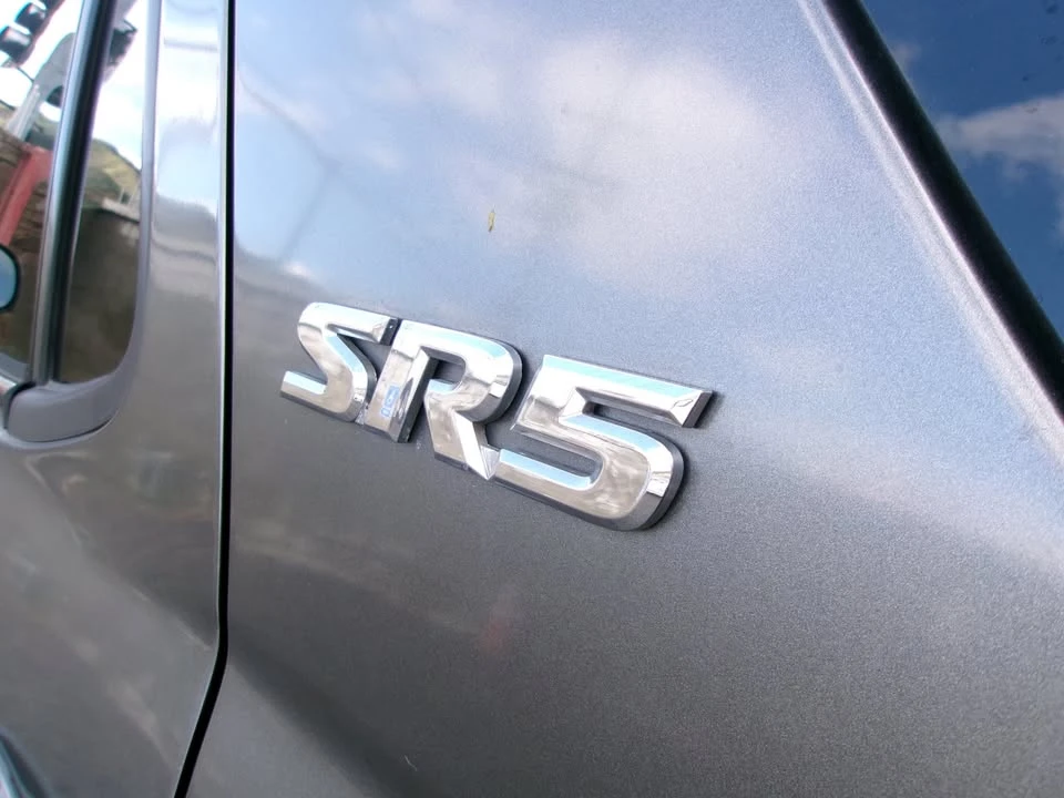 2004 Toyota Sequoia 1st Gen - Image 16 of 20