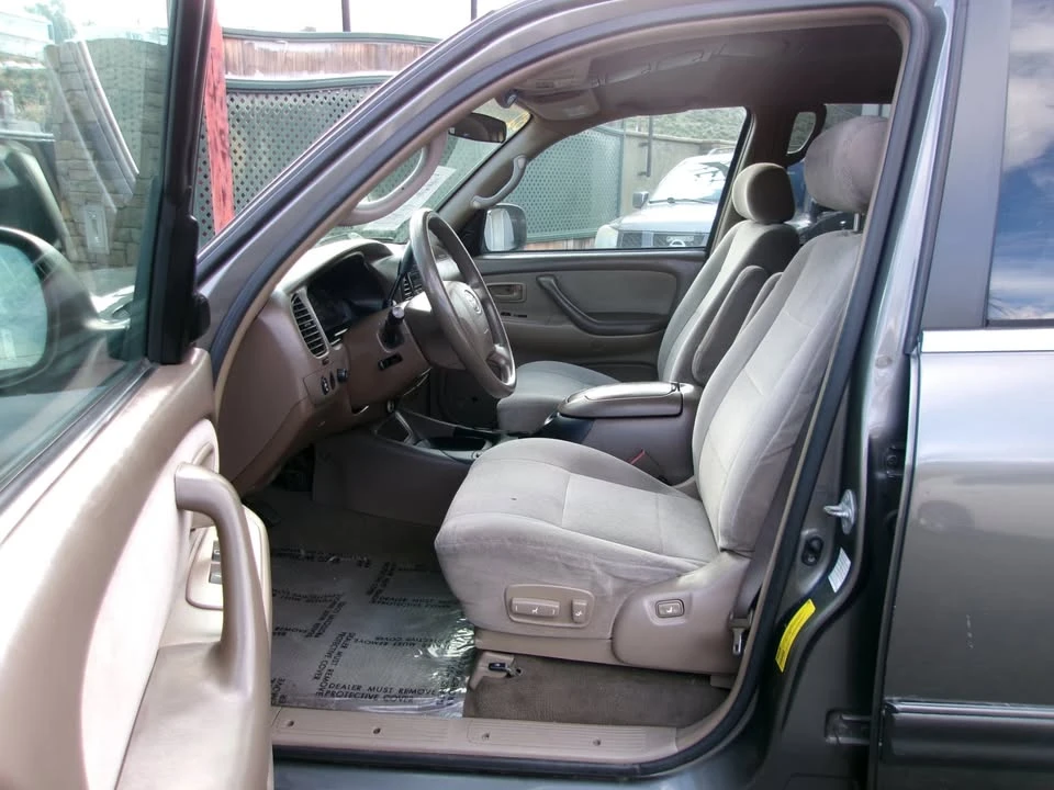 2004 Toyota Sequoia 1st Gen - Image 19 of 20