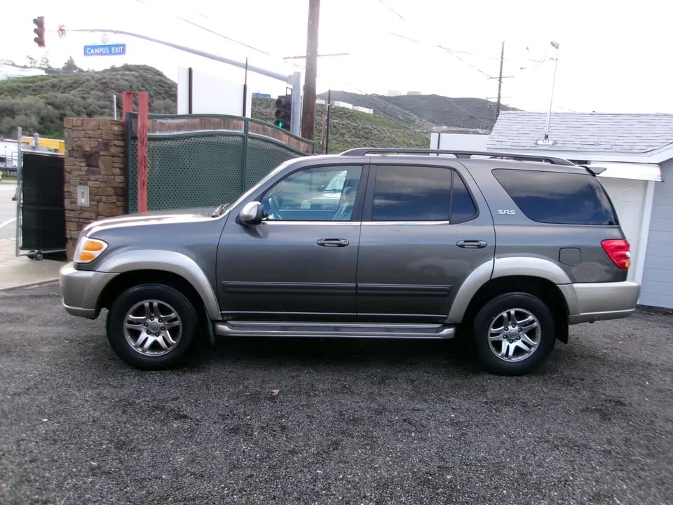 2004 Toyota Sequoia 1st Gen - Image 4 of 20